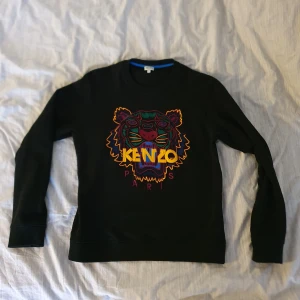 Kenzo Sweatshirt  - Väldigt bra skick, storlek medium