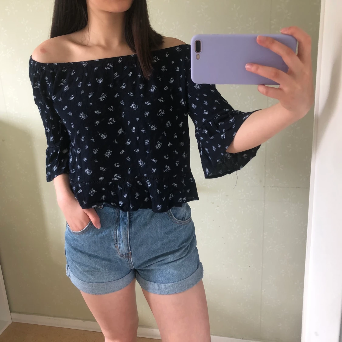 Blus off shoulder  - 90