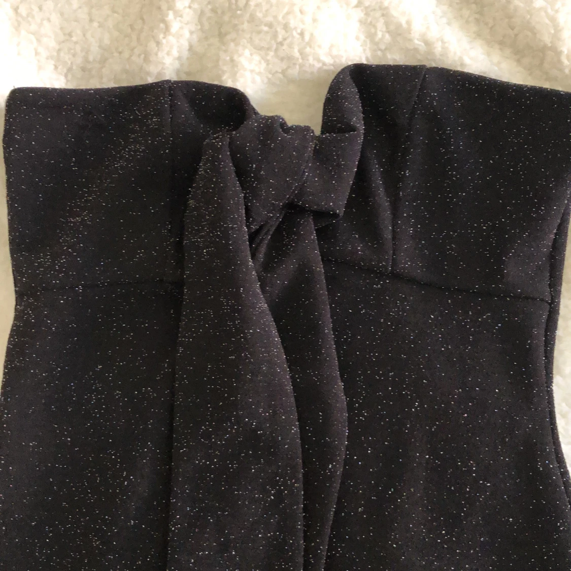 Glittrig klänning - 90