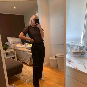  - Snygg nättröja i väldigt bra skick!