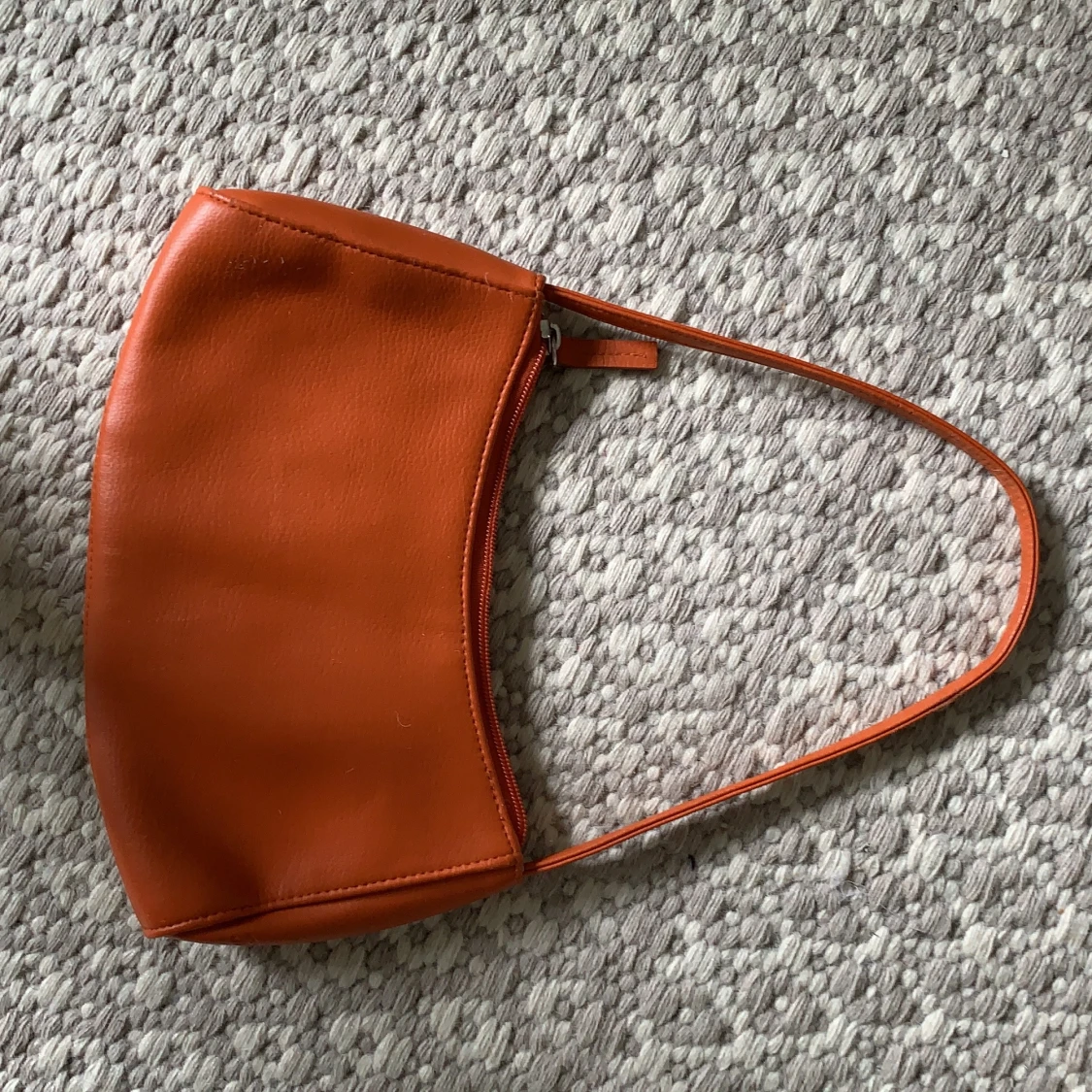 Najs orange handväska - 90