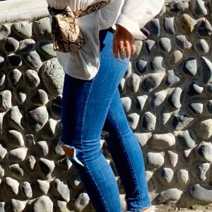  - Magväska - midjeväska från mango! Sött och fint!