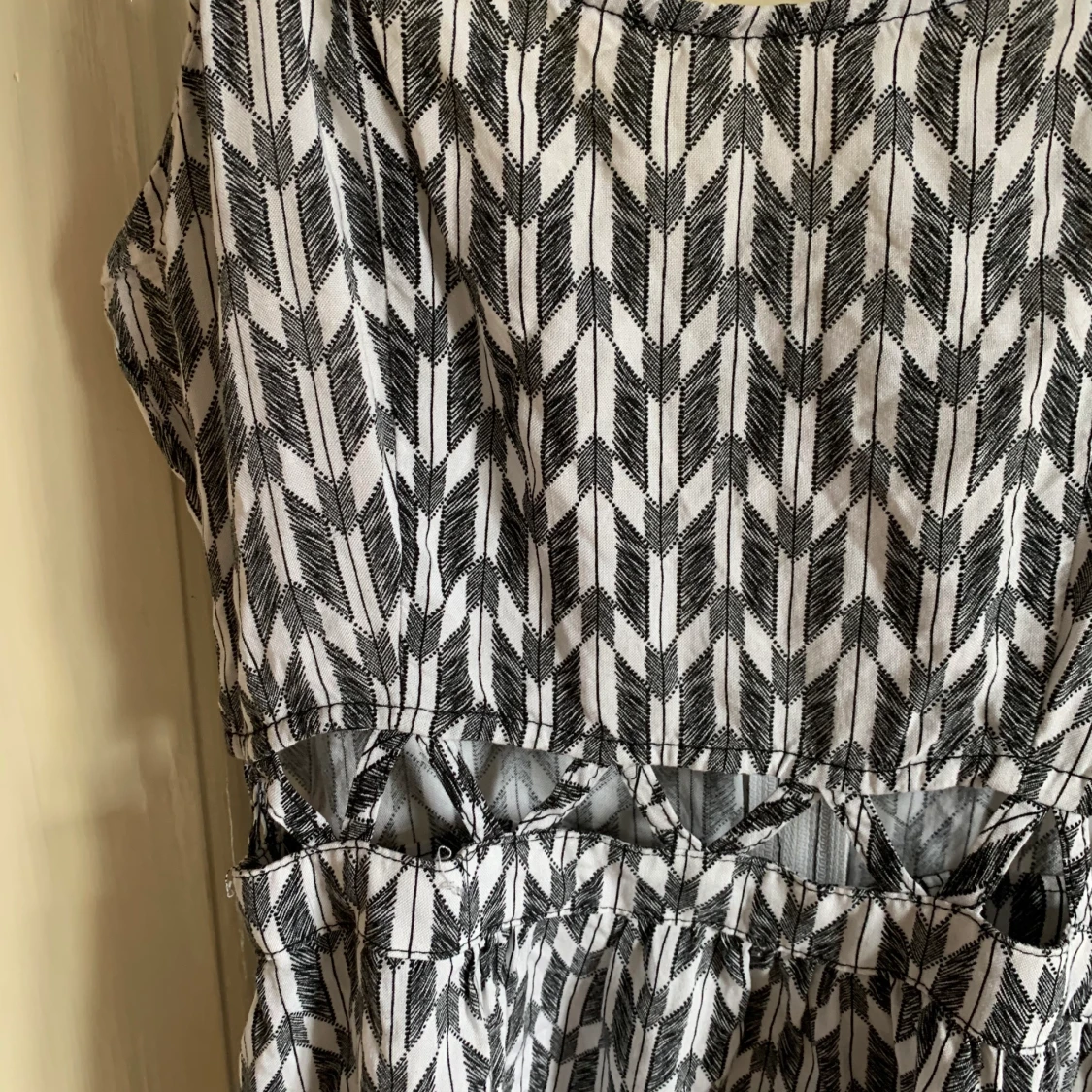 Sommarklänning med cutouts strl 34 - 90