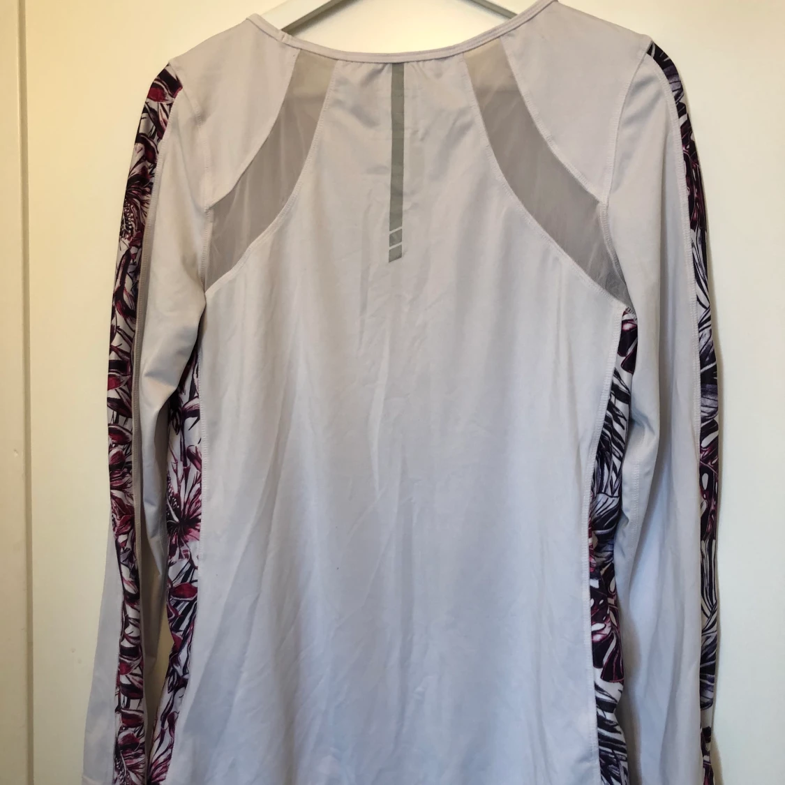 Träningstopp Stronger - 91