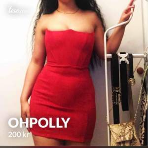 Klänning från OhPolly använd 1 gång!🌹🔥 Nypris: 490kr