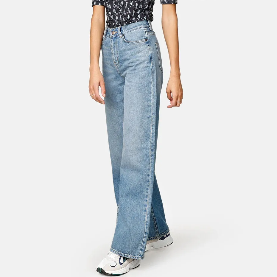 Junkyard Wide Leg Jeans i storlek 27,  världens snyggaste jeans och är så ledsen att behöva sälja dom men de har blivit för små :’( Lägg bud i kommentarerna!. Jeans & Byxor.