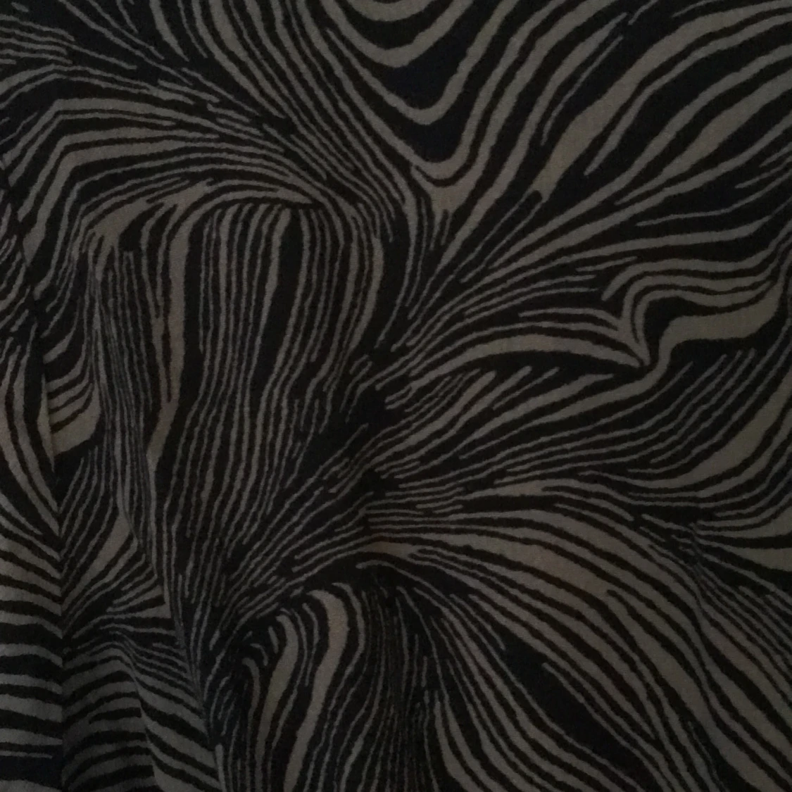 Weekday mönstrad klänningen knytning i midjan  - 91