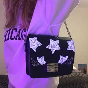 Stjärnväska - Stjärnväska från från zara💗💗
