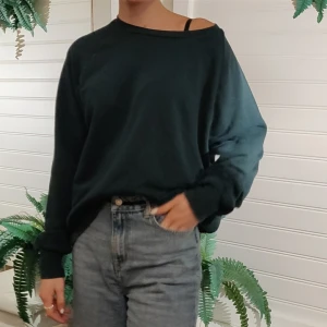 Sweatshirt - Grön "Sweatshirt" från junkyard + frakt 63kr ✨💚