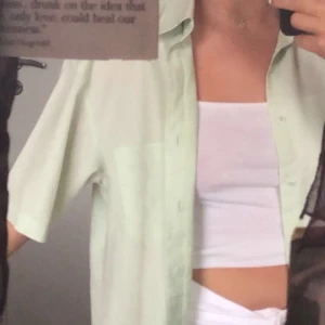 bowlingskjorta - fett snygg oversize hawaii-skjorta ish ! 