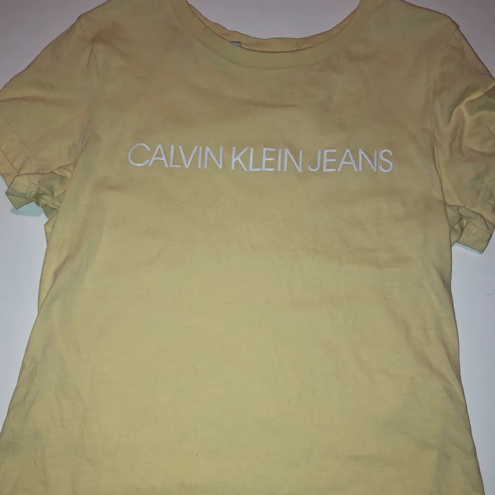 Jättefin Calvin Klein tshirt 💖. T-shirts.