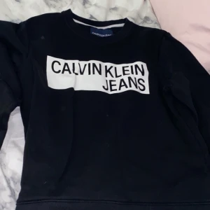 Calvin Klein tröja  - Svart tröja 