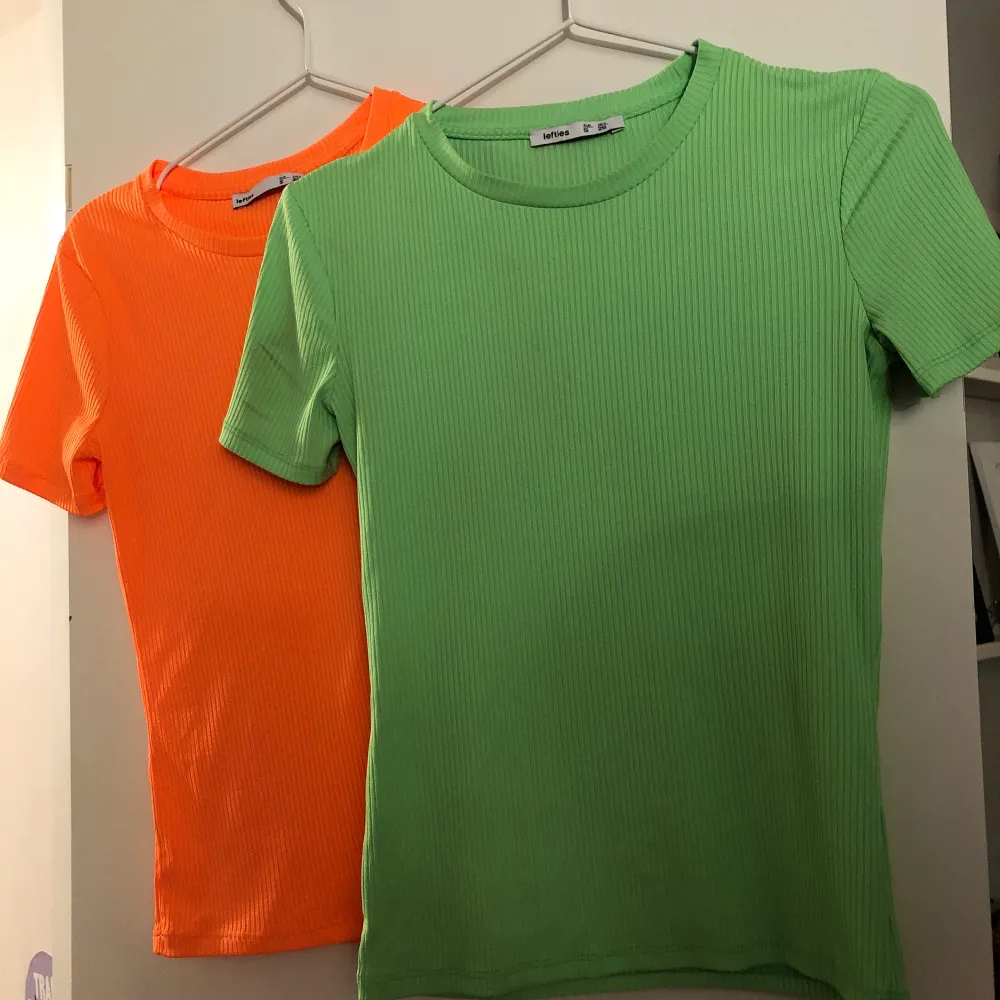 Coola neon t-shirts. 30kr styck. Pris kan diskuteras kom med egna förslag. T-shirts.