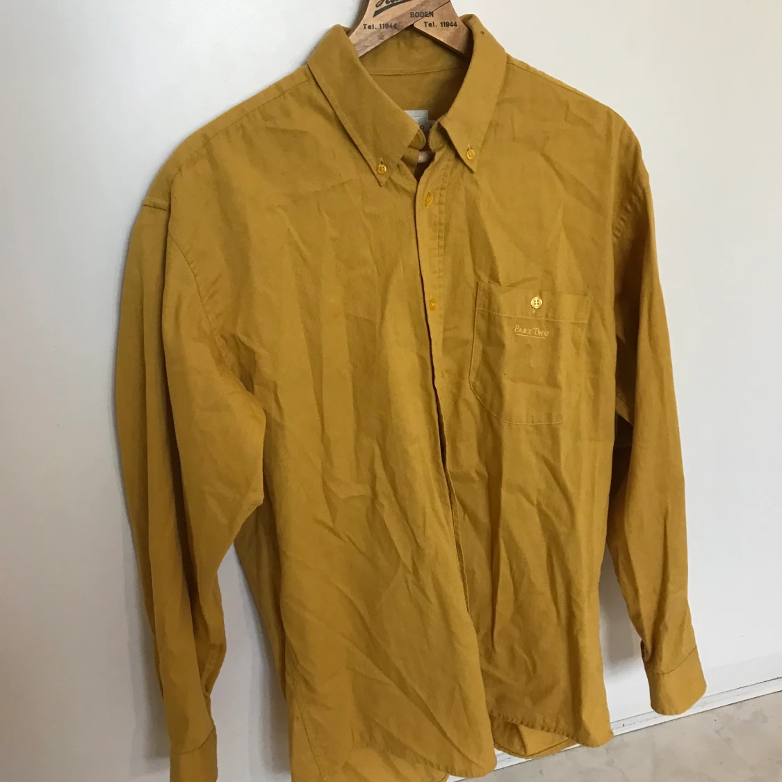 manchesterskjorta senapsgul