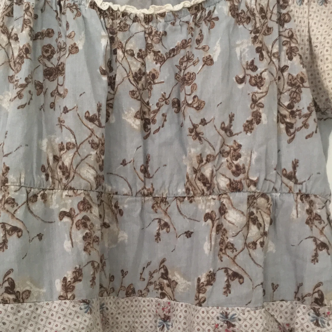 Off shoulder Klänning - 90