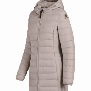  - En parajumper dunjacka strl S i färg beige. Köptes för två månader sen i Johnells, original pris: 4499kr, säljs för 2700kr.  Pris kan diskuteras vid snabbaffär!