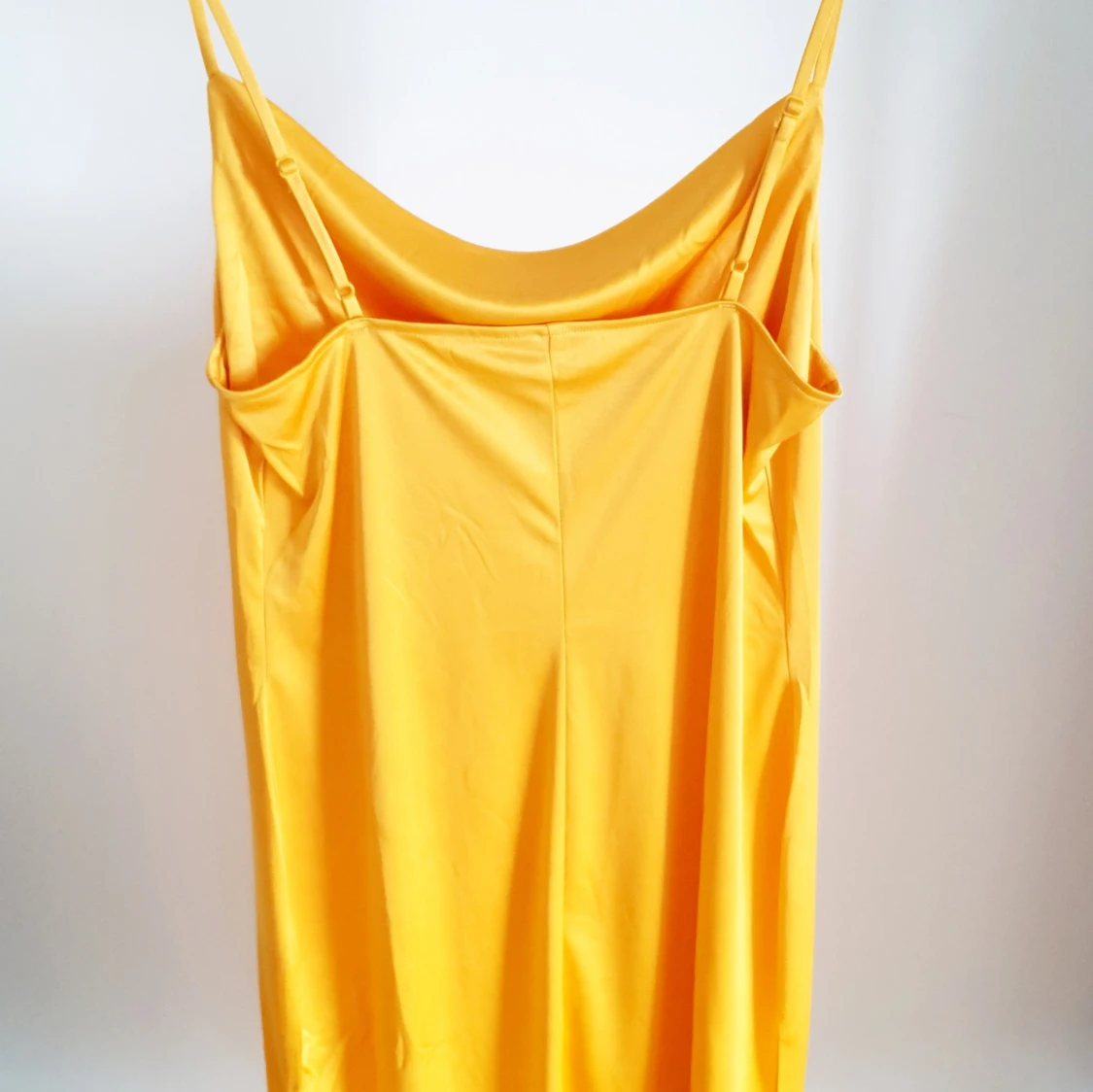 Golden klänning storlek L - 91