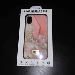 Nytt oöppnat mobilskal från Richmond & Finch i rosa marmor! Passar till IPhone X/XS. Pris är diskuterbart vid snabbt köp! 