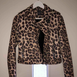  - Frakten ingår ej (60kr) ❤️