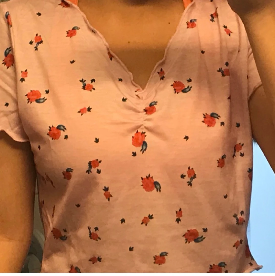 Blommig rosa tröja  - 91