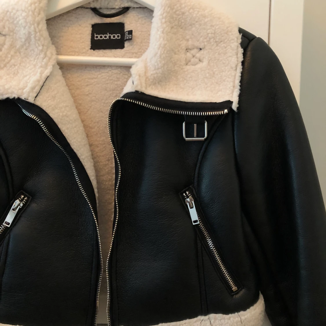 superfin kort jacka storlek xs