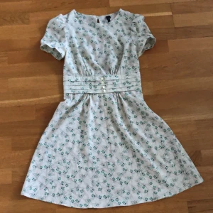 Topshop dress XS/S  - Topshop dress, stl. 34-36. Only worn a few times in very good condition! 