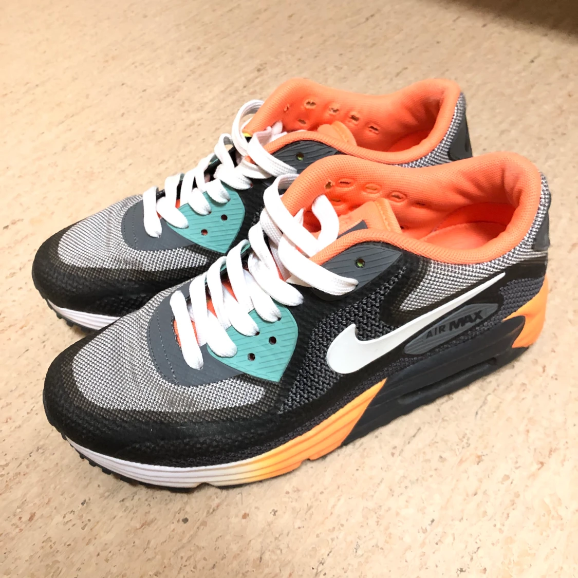Nike - 90