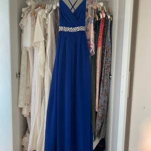 Nelly Eve - Aftonklänning 