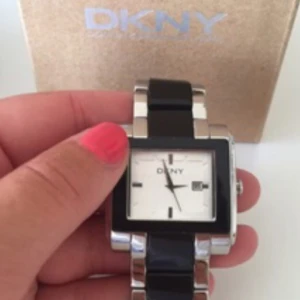  - Klocka DKNY 