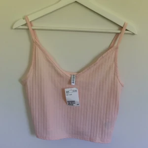  - Aldrig använt linne från H&M, prislapp sitter kvar!