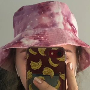 Buckethat* - 1 för 30, 2 för 50