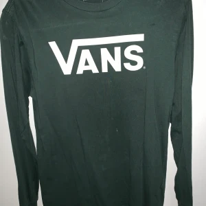Vans tröja  - Grön vans tröja. Använd men i gott skick. 