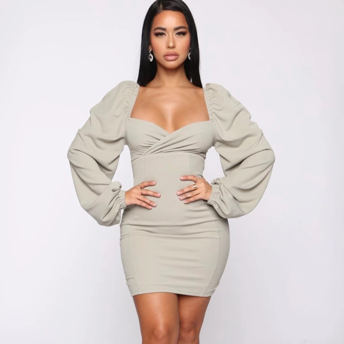 HELT NY! Klänning från FashionNova, storlek XS