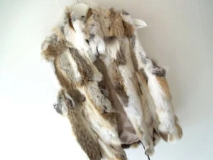  - Säljer min äkta kaninpäls från Hollies
Dragkedja framtill
Nypris: 2500
Mitt pris: 700

Pris går att diskutera