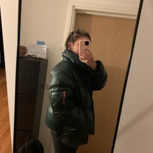 Dunjacka  - Knappt använt, varm