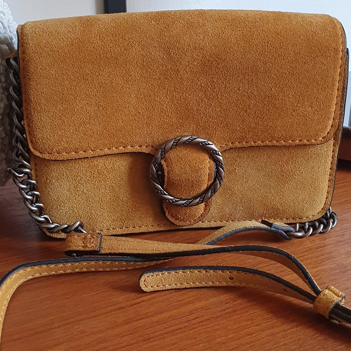 Axelväska senapsgul Mango - 90