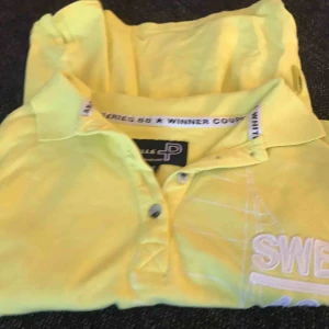  - Ny Pelle P pike tröja. Kan frakta men då står köparen för frakten😊 Frakten: 50kr