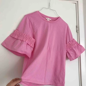  - Topp i perfekt skick 💘 frakt ingår!