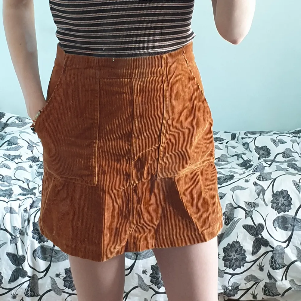 Mini skirt with pockets. Kjolar.