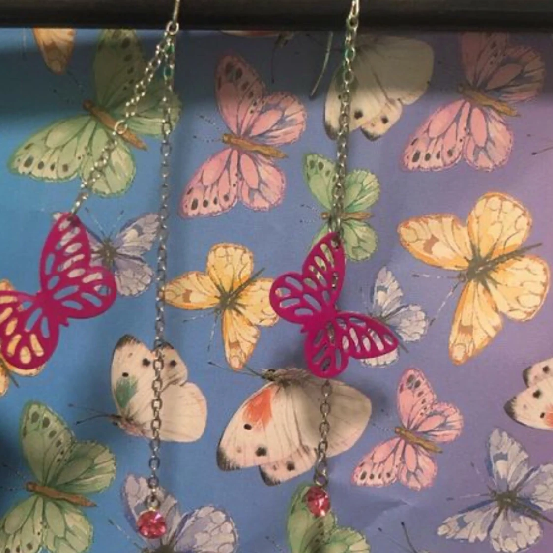 Dubbelkedjade örhängen fjärils💖 - 90