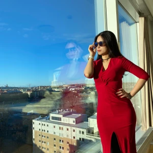 Red dress - Spandex, easy to fit .