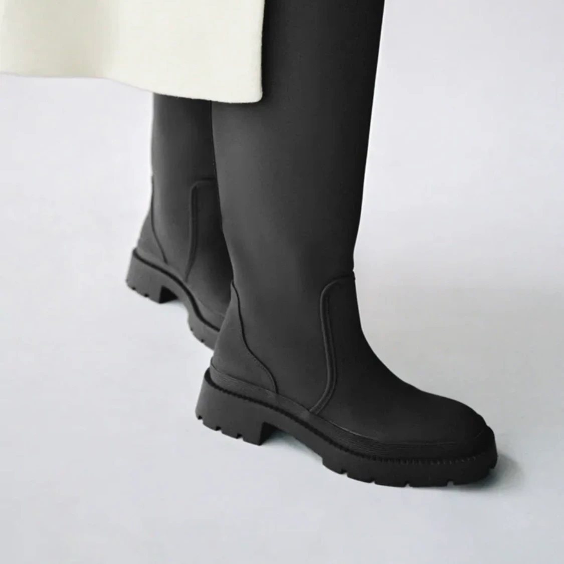 NYA ZARA-STÖVLAR - 90