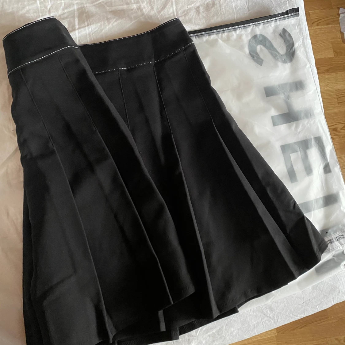 Veckad kjol från Shein - 90