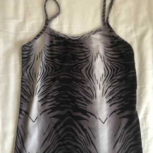 Linne XS - Fint linne som passar nån i xs-s! 