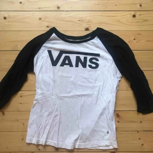  - Vans collegetröja