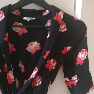  - Assnygg wrap dress från Ganni som jag tyvärr måste inse inte passar min stil