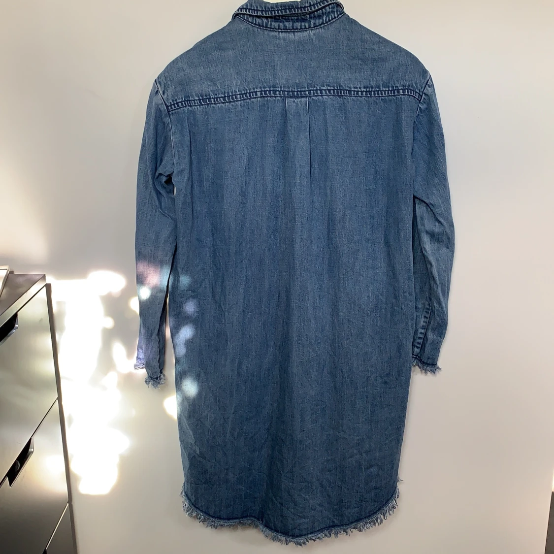 Jeansskjorta/jacka från WEEKDAY  - 90