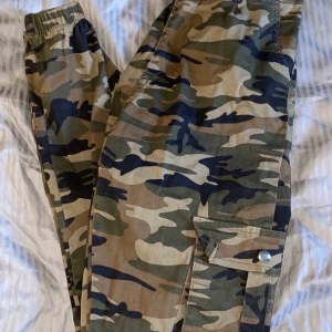 madlady byxor - oanvända 