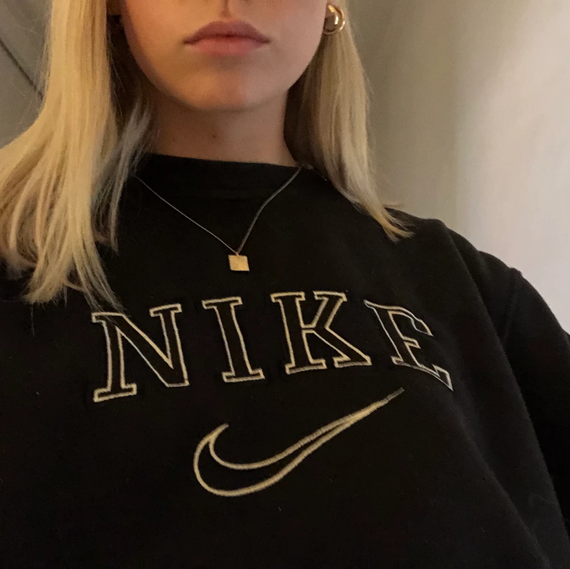 Nike sweatshirt