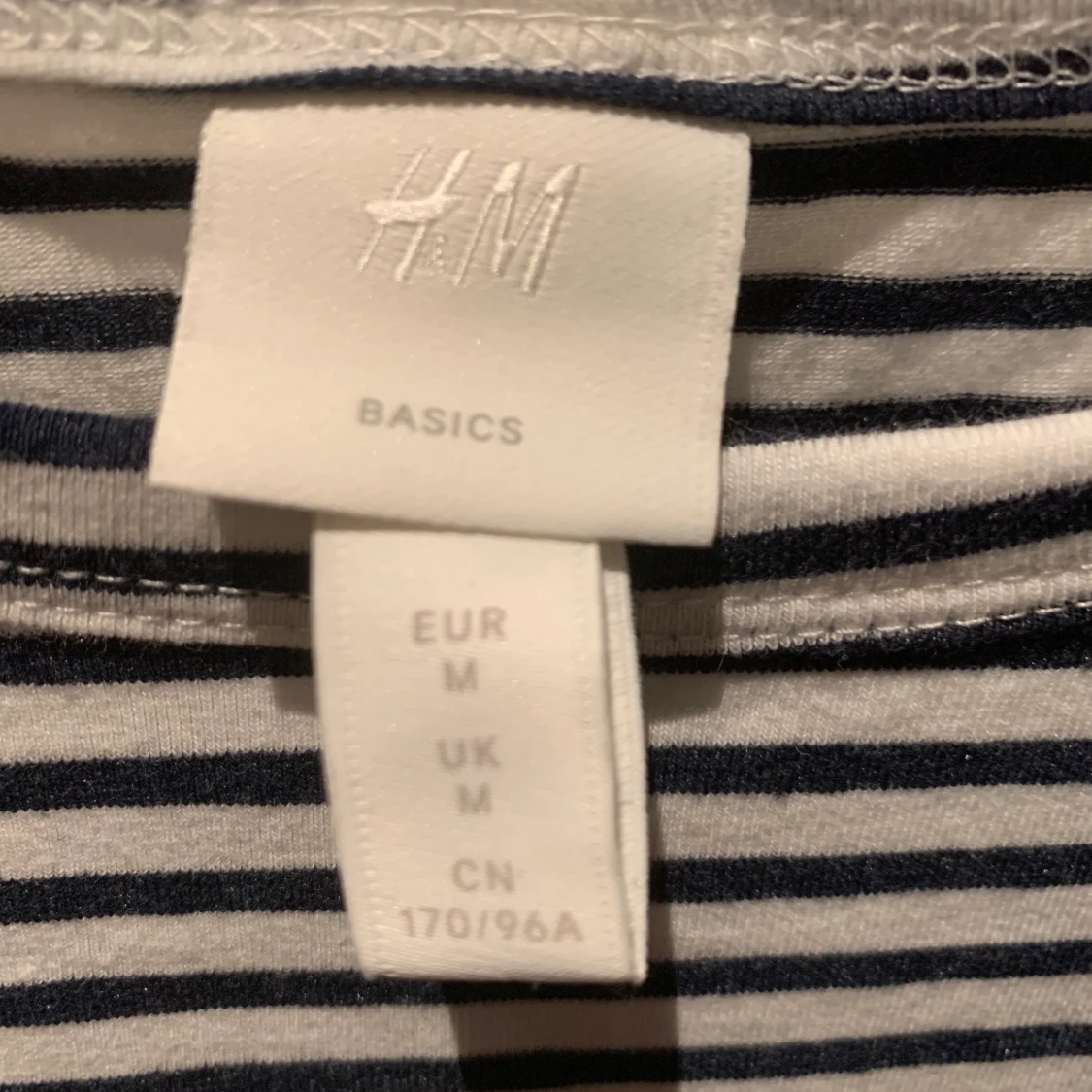 Randig tröja från H&M - 90